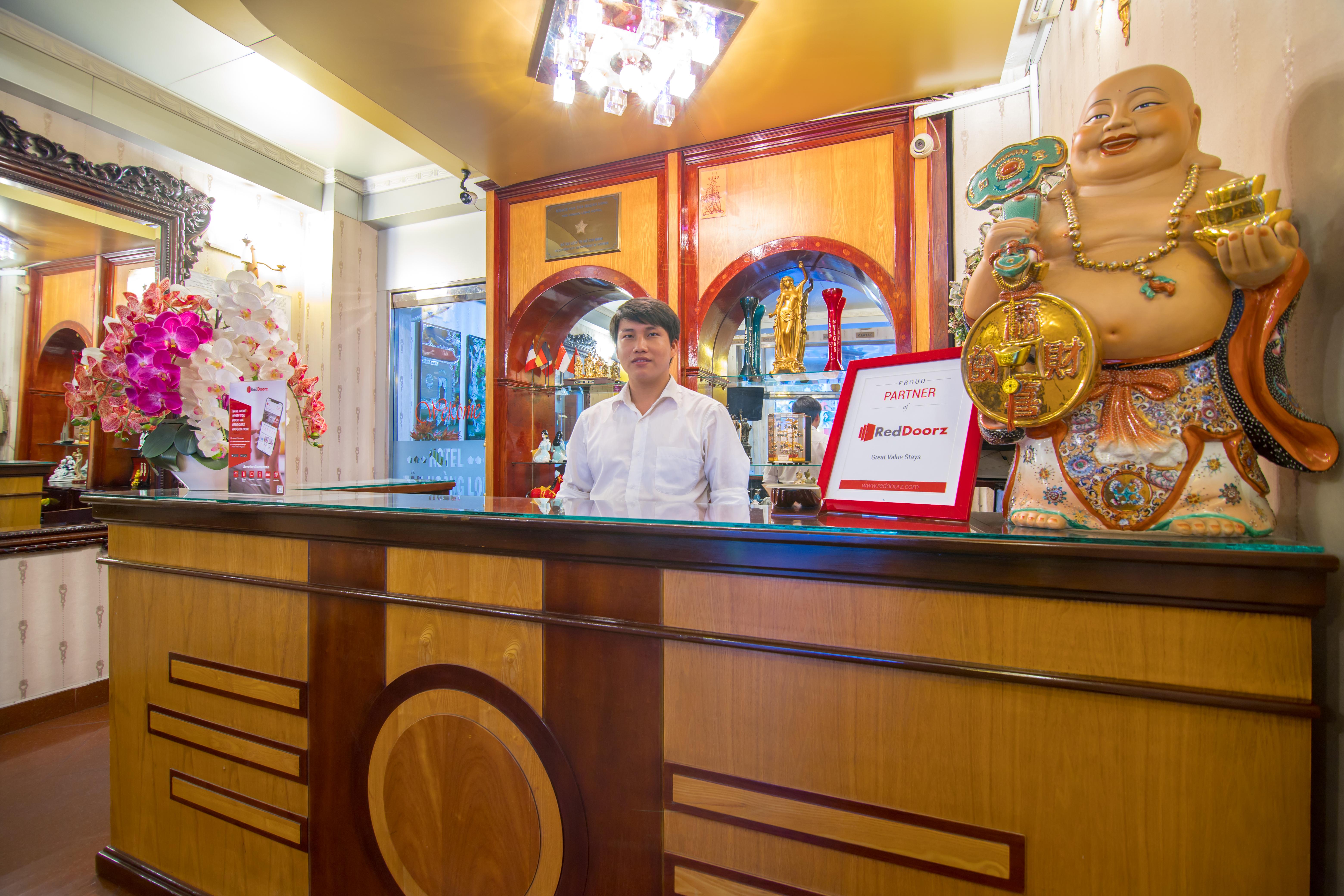 Tan Hoang Long Hotel Хошимин Экстерьер фото