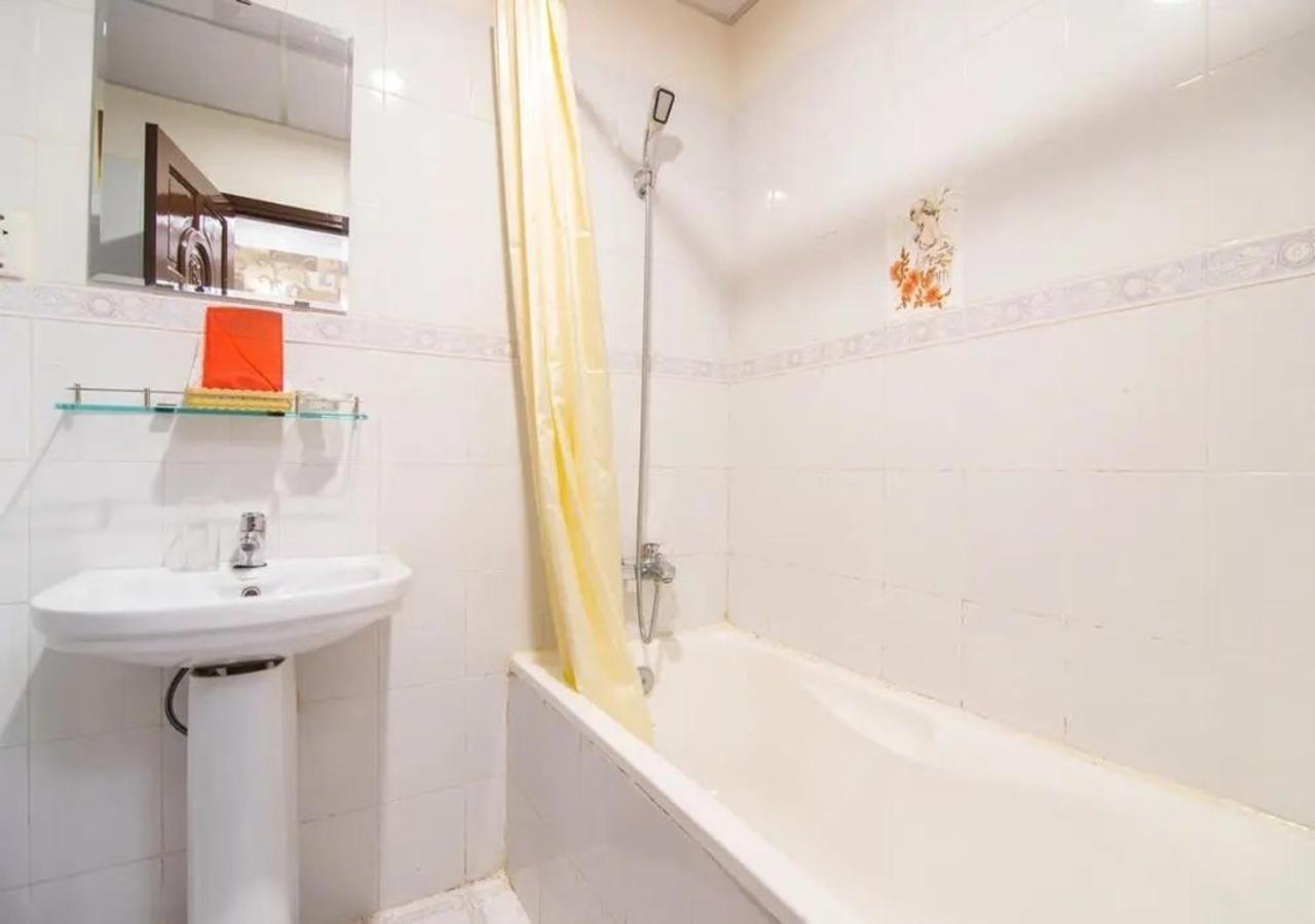 Tan Hoang Long Hotel Хошимин Экстерьер фото