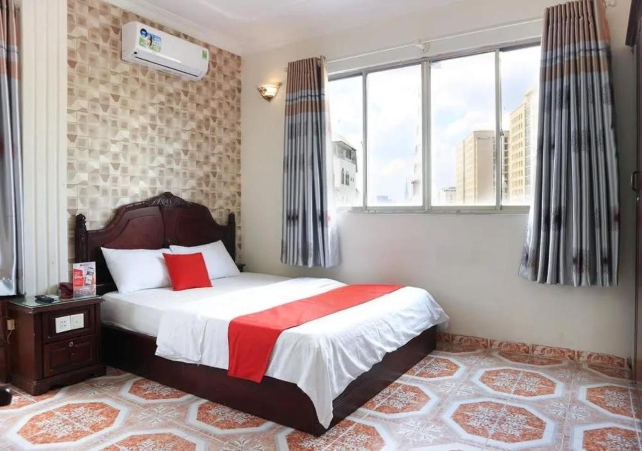 Tan Hoang Long Hotel Хошимин Экстерьер фото