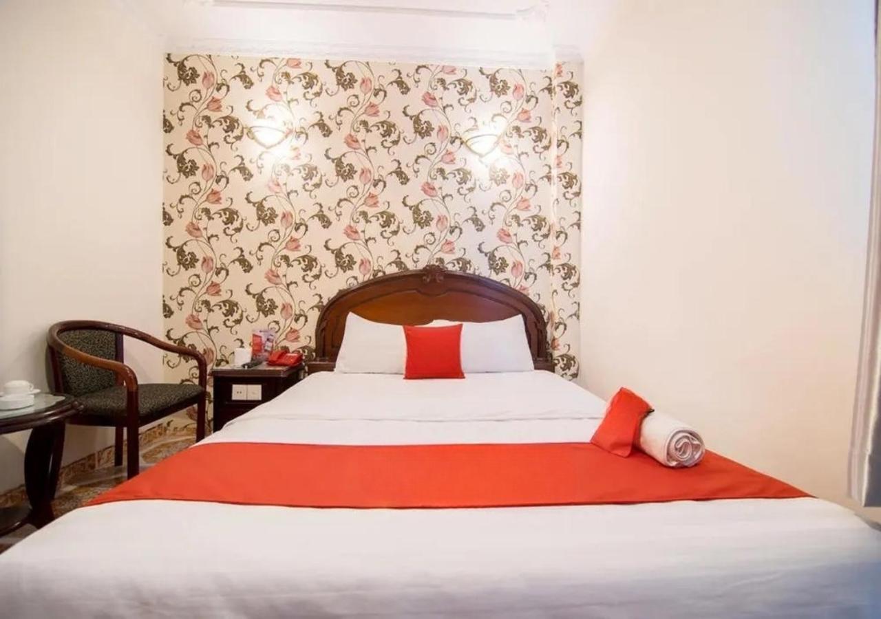 Tan Hoang Long Hotel Хошимин Экстерьер фото